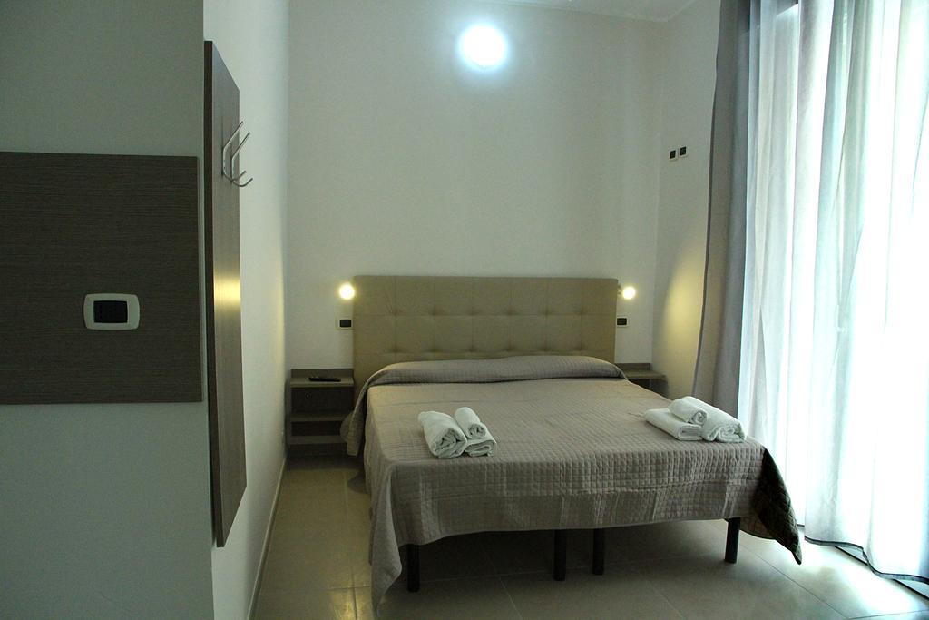 Hotel Sant'Elena Rimini Esterno foto