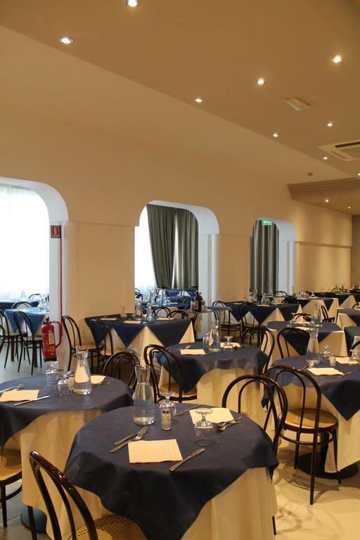 Hotel Sant'Elena Rimini Esterno foto